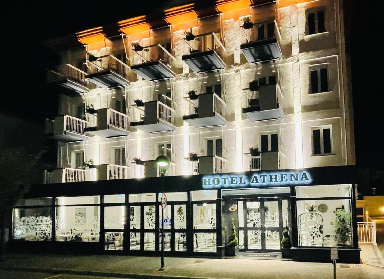 Hotel Athena Lignano Sabbiadoro Exteriör bild